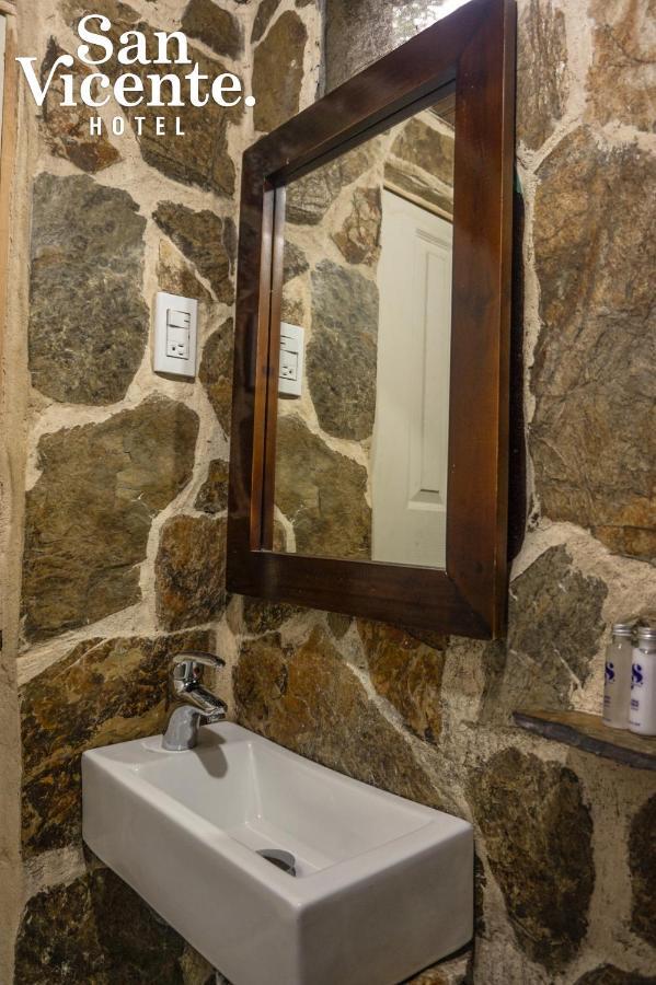 Hotel Termales San Vicente 圣罗莎德卡瓦尔 外观 照片