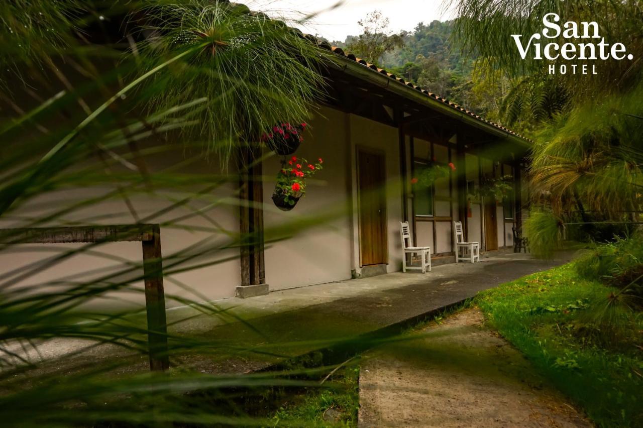 Hotel Termales San Vicente 圣罗莎德卡瓦尔 外观 照片